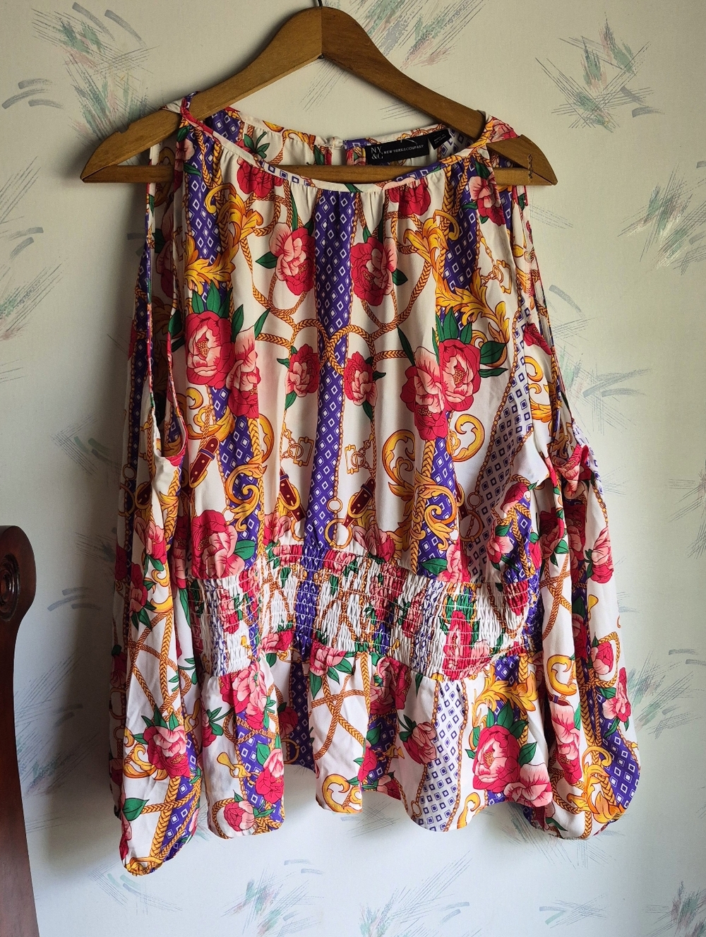 New York & Company Long Sleeve Cold Shoulder Top Floral Chain Print Size XXL